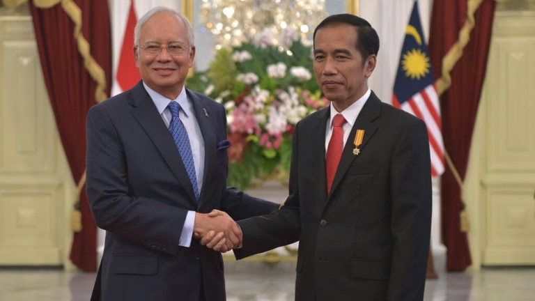 Apa Bedanya Hubungan Bilateral dan Multilateral?